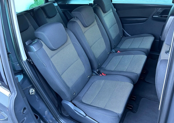 Volkswagen Sharan cena 49900 przebieg: 215000, rok produkcji 2014 z Sztum małe 232